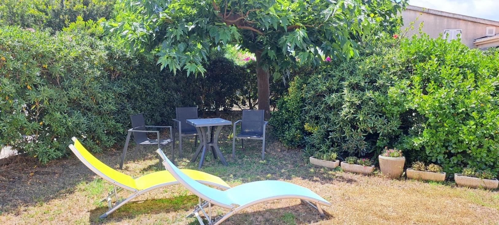 Mini Villa Jardin 50 M Plage Borgo  Extérieur photo